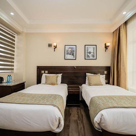 ניירובי Hemak Suites Hotel מראה חיצוני תמונה