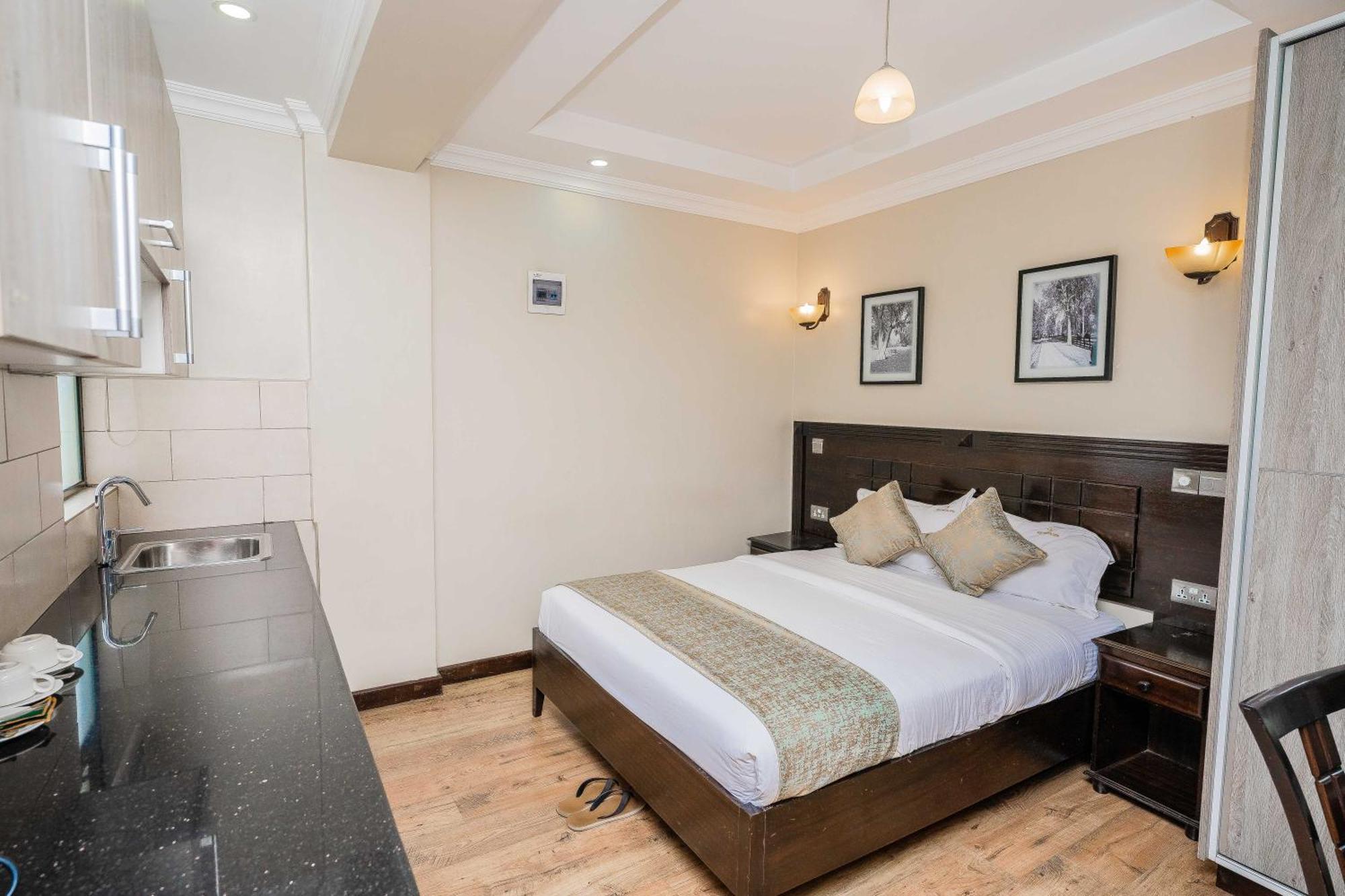 ניירובי Hemak Suites Hotel מראה חיצוני תמונה