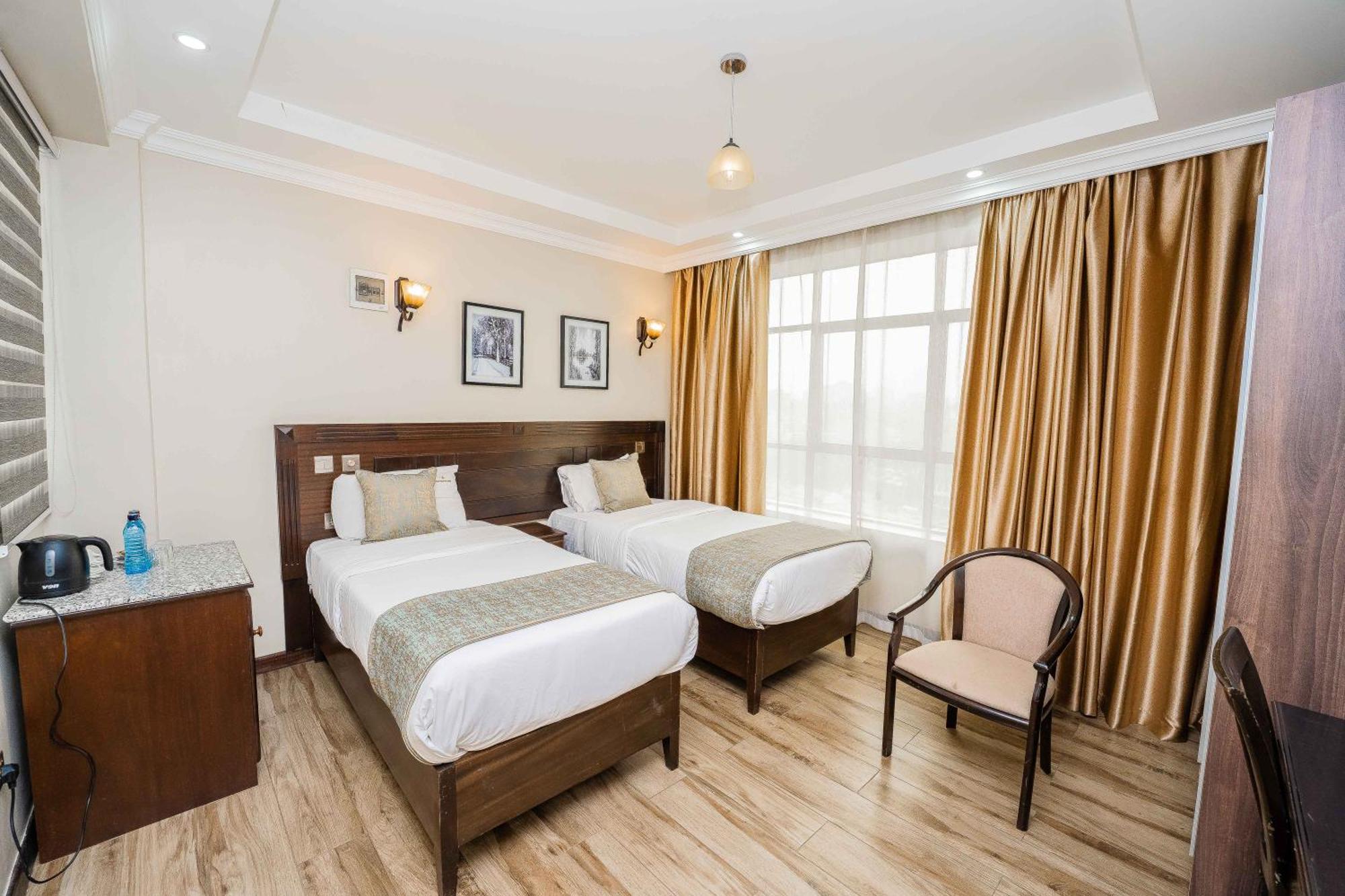 ניירובי Hemak Suites Hotel מראה חיצוני תמונה