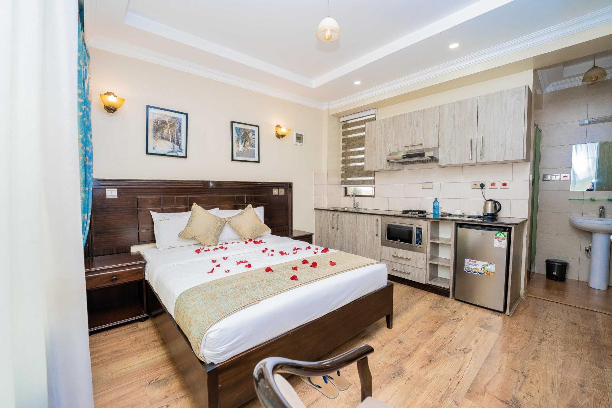 ניירובי Hemak Suites Hotel מראה חיצוני תמונה