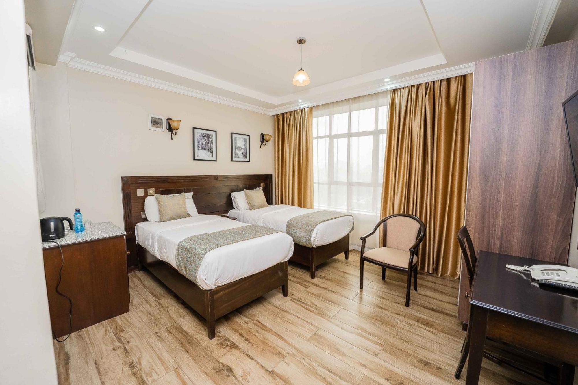 ניירובי Hemak Suites Hotel מראה חיצוני תמונה