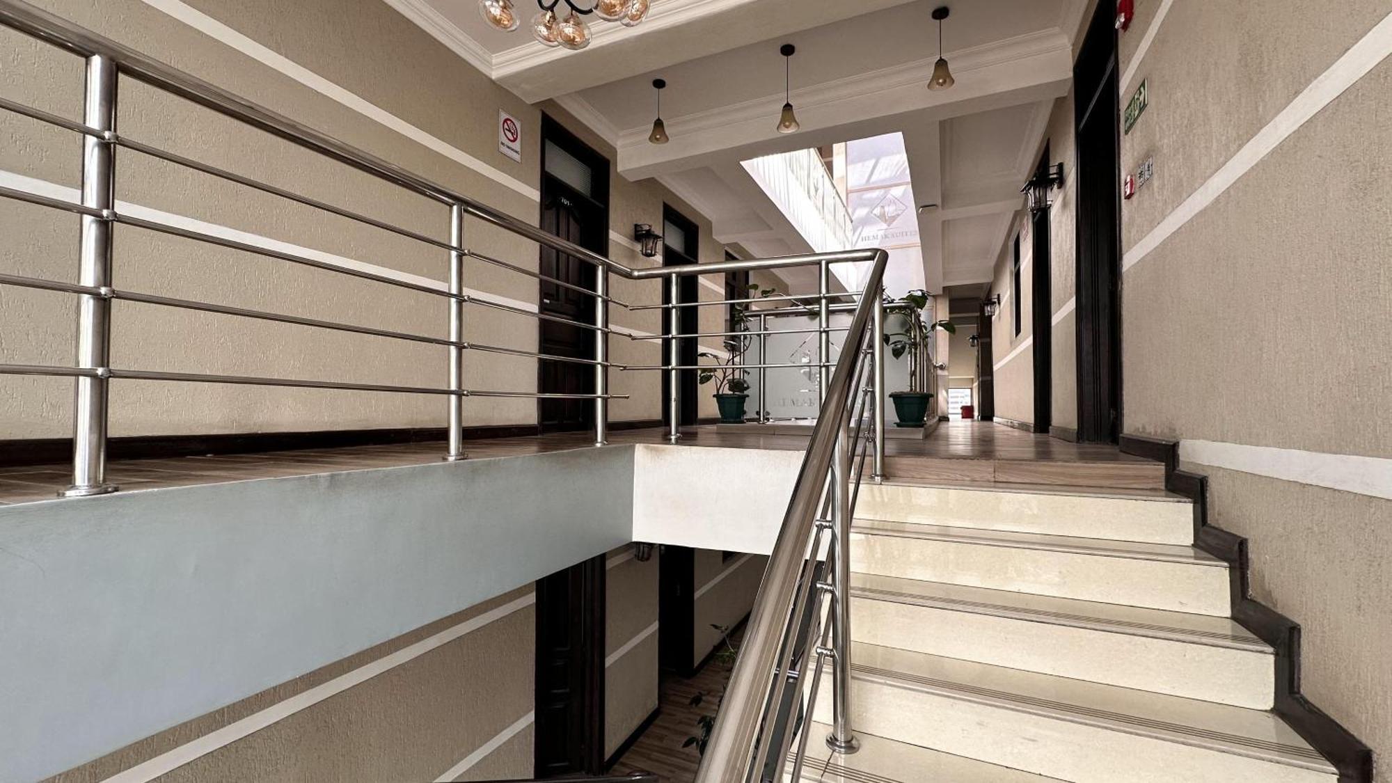 ניירובי Hemak Suites Hotel מראה חיצוני תמונה