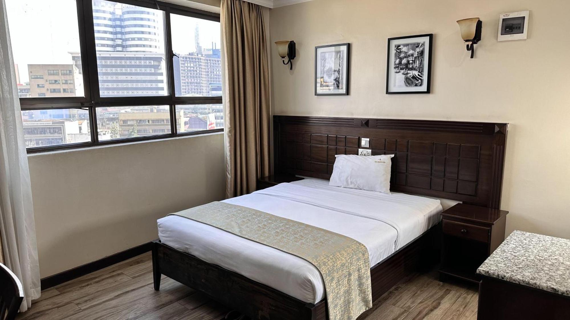 ניירובי Hemak Suites Hotel מראה חיצוני תמונה
